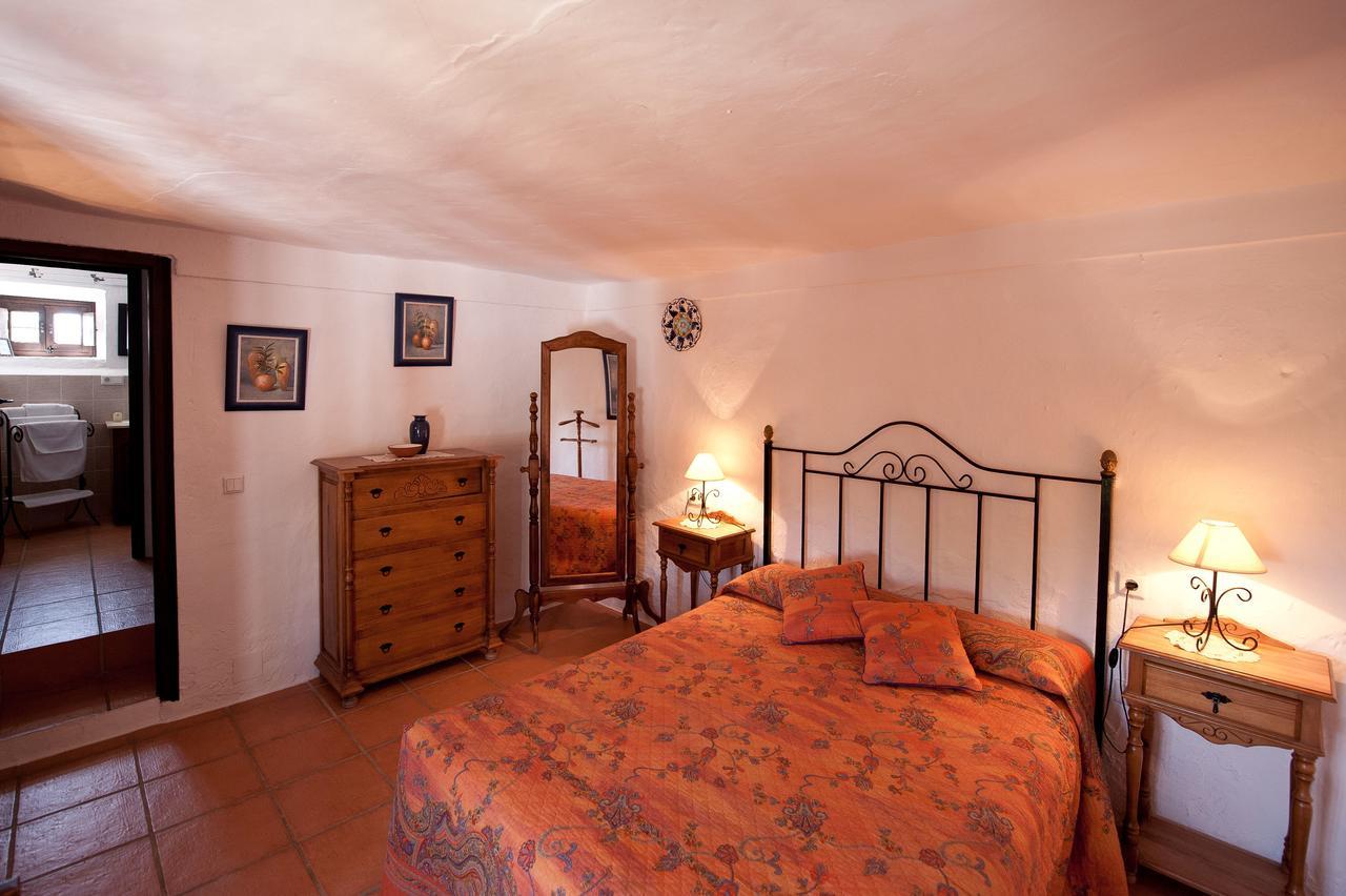 Bed and Breakfast Cortijo La Haza Існахар Екстер'єр фото